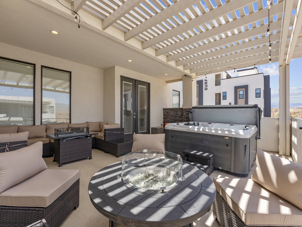 Beech Bungalow Vacation Rental in St. George - RedAwning