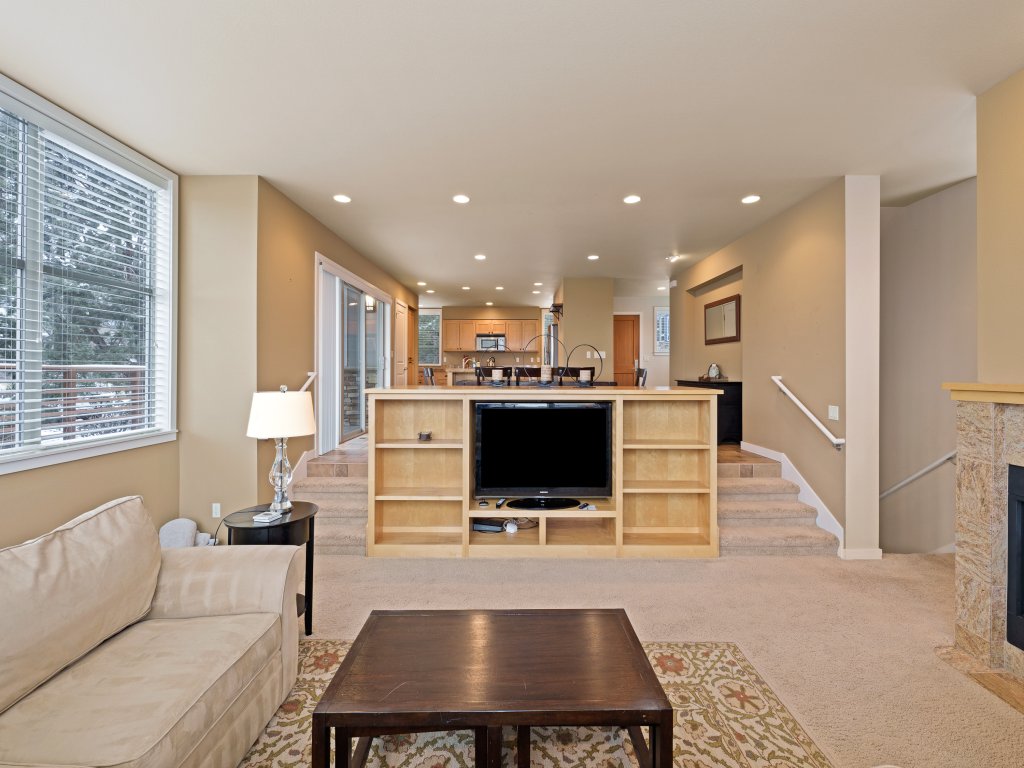 Presidio Park Vacation Rental in Redmond - RedAwning