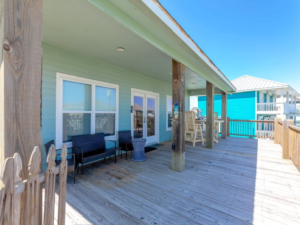 A Sassy Seagull Vacation Rental in Texas - RedAwning