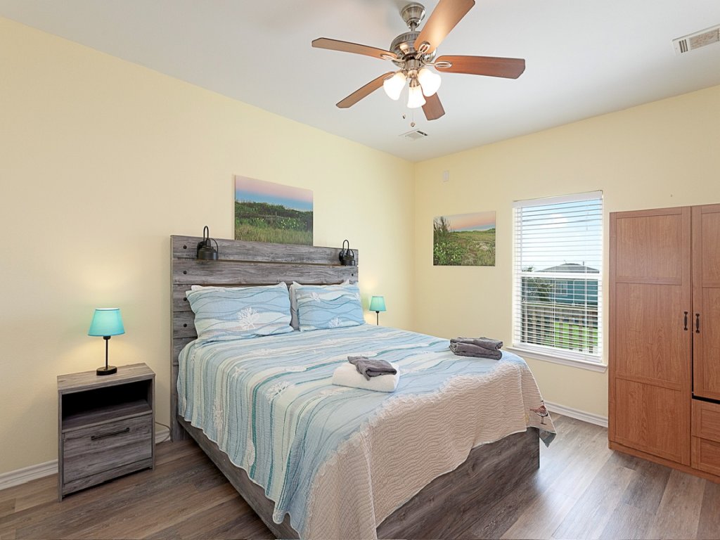A Sassy Seagull Vacation Rental in Texas - RedAwning