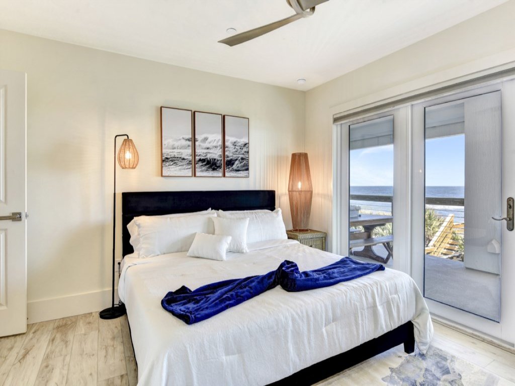 The White House on Flagler Beach - Unit 23 Vacation Rental in Flagler Beach - RedAwning