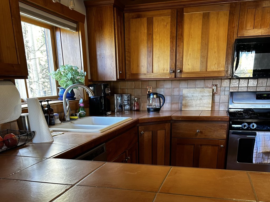 Valley View Vistas Vacation Rental in Nederland - RedAwning