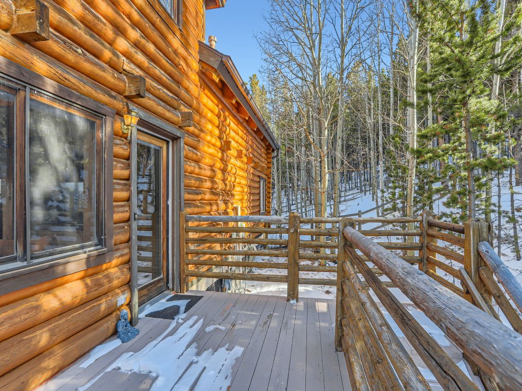 Valley View Vistas Vacation Rental in Nederland - RedAwning