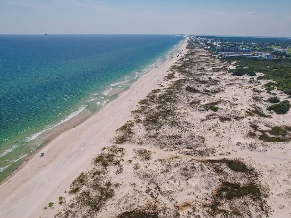 Beach Club Bristol 101 Vacation Rental in Gulf Shores - RedAwning