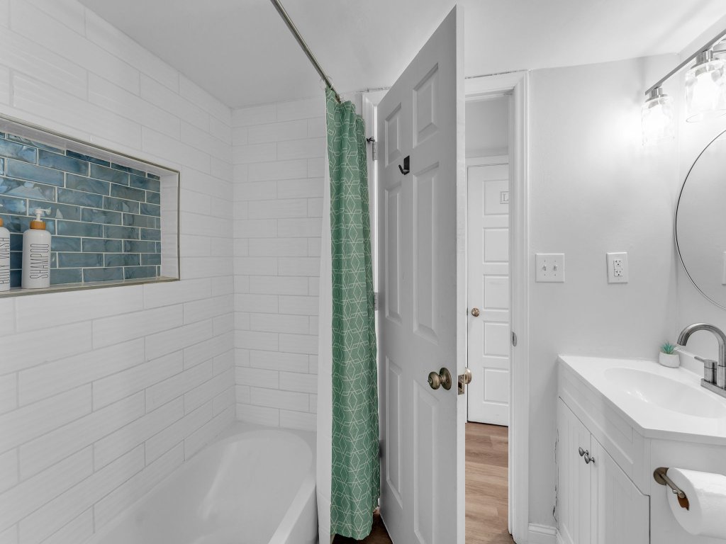 Oceanfront Gem: Pool, Balcony, Modern Touch Vacation Rental in Myrtle Beach - RedAwning