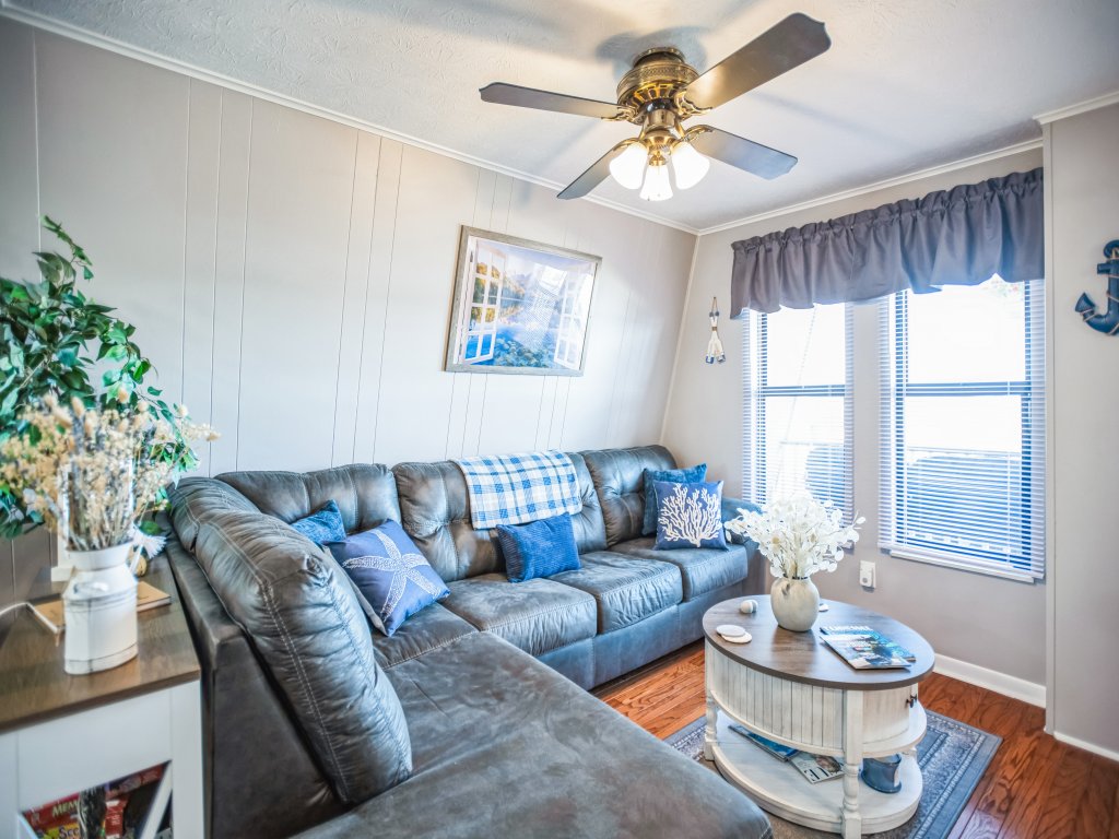 Beautiful Lakeview Chateau with Stunning Views Vacation Rental in Tennessee - RedAwning