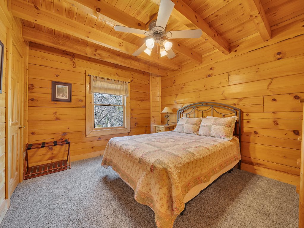 ERN821 - Tranquil Times Vacation Rental in Pigeon Forge - RedAwning