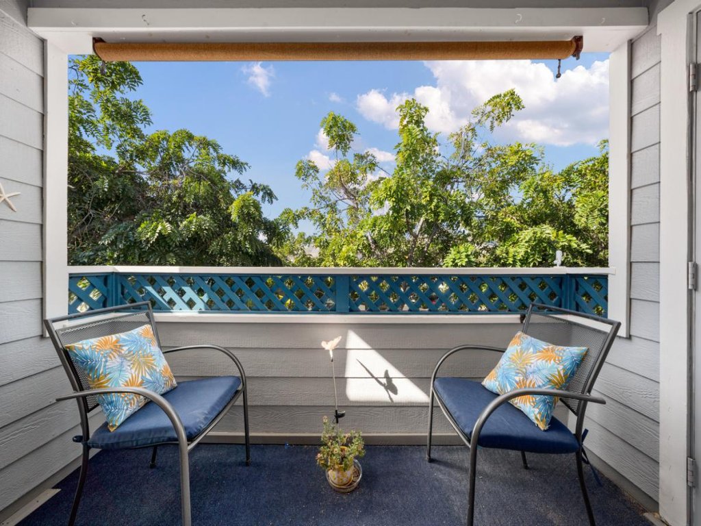 Big Island Fairway Terrace A-202 Vacation Rental in Hawaii - RedAwning