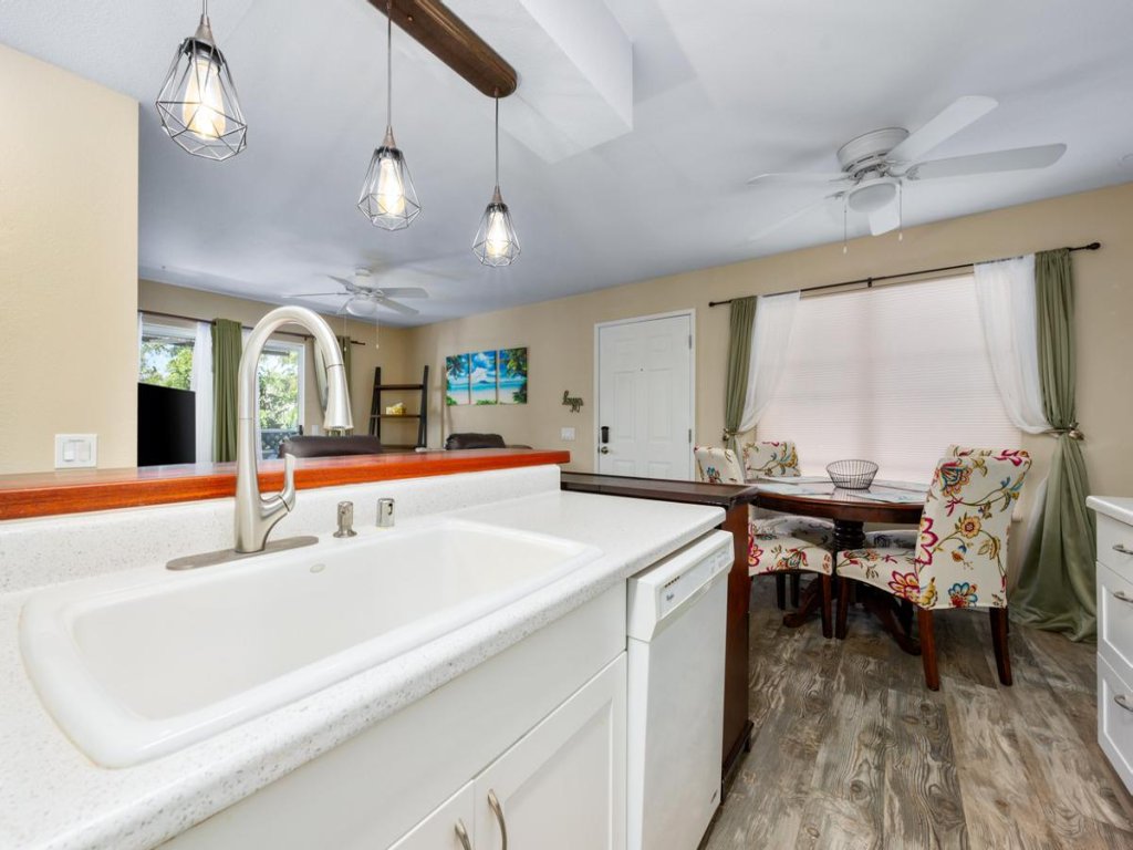 Big Island Fairway Terrace A-202 Vacation Rental in Hawaii - RedAwning