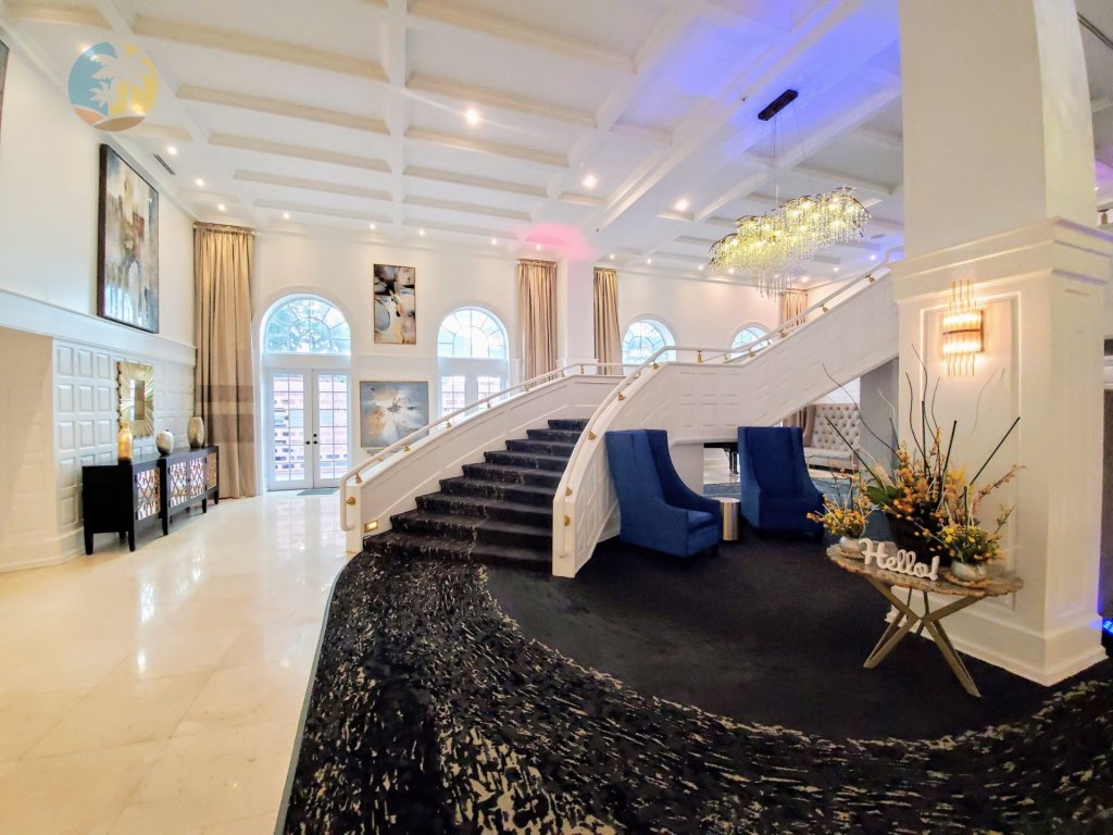 Alexander 81921 Vacation Rental in Miami Beach - RedAwning
