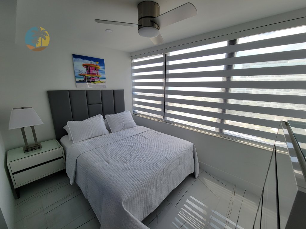 Alexander 903 Vacation Rental in Miami Beach - RedAwning