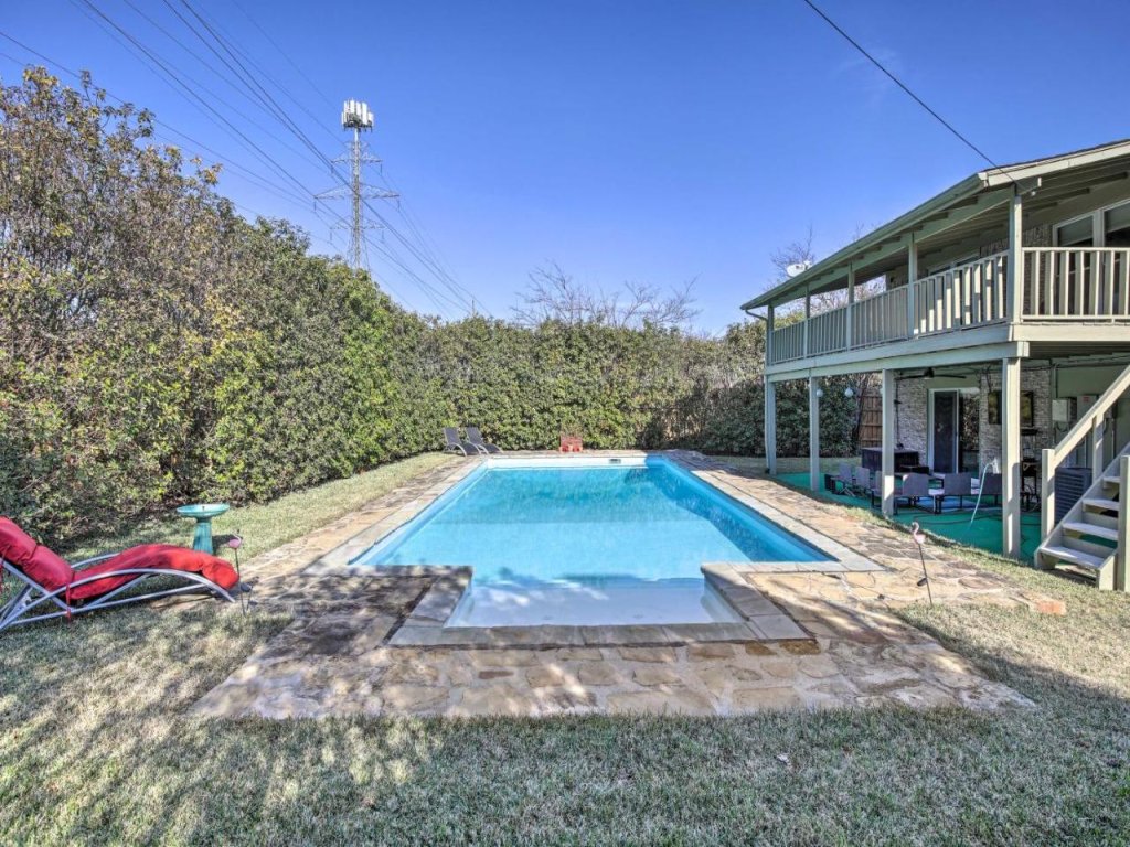 Texas - Justin 7 Vacation Rental in Texas - RedAwning