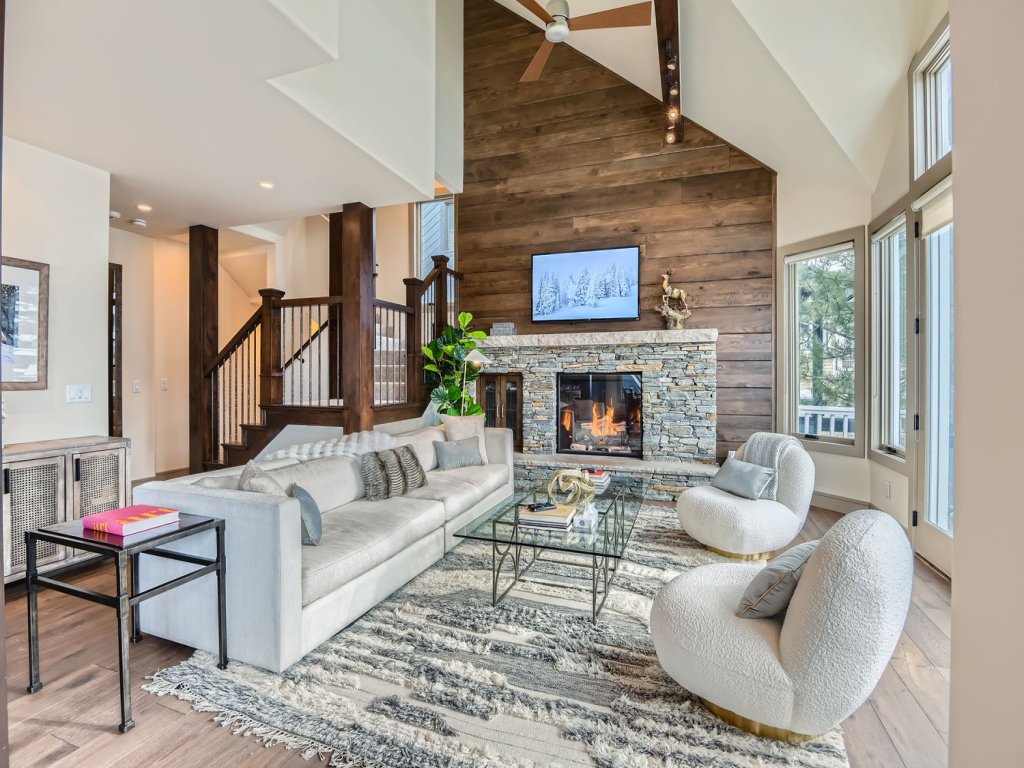 Mountain Majesty 311 Luxury Retreat in the Heart of Old Town Vacation Rental in Park City - RedAwning