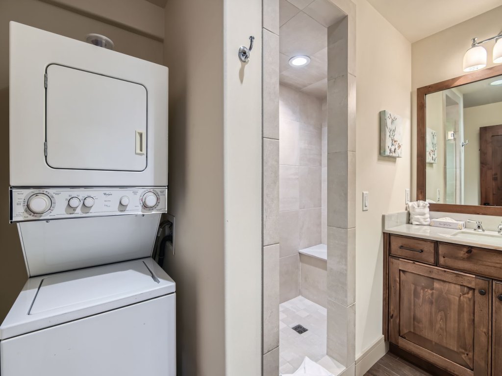 Mountain Majesty 311 Luxury Retreat in the Heart of Old Town Vacation Rental in Park City - RedAwning