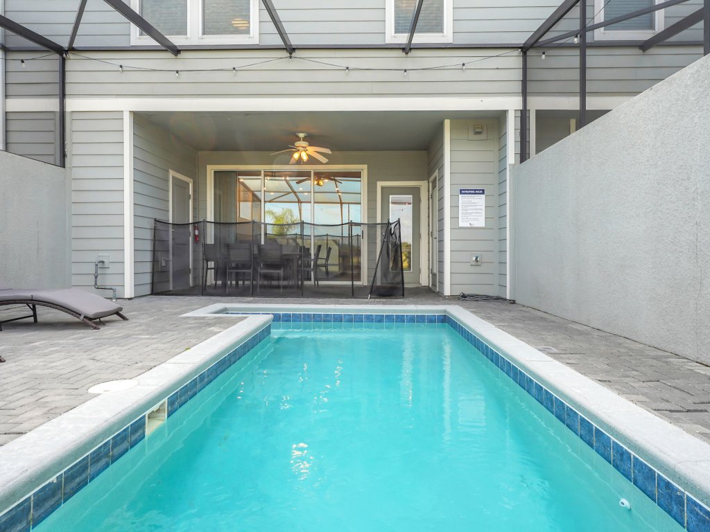 7589OSL-Solterra Resort Vacation Rental in Davenport - RedAwning