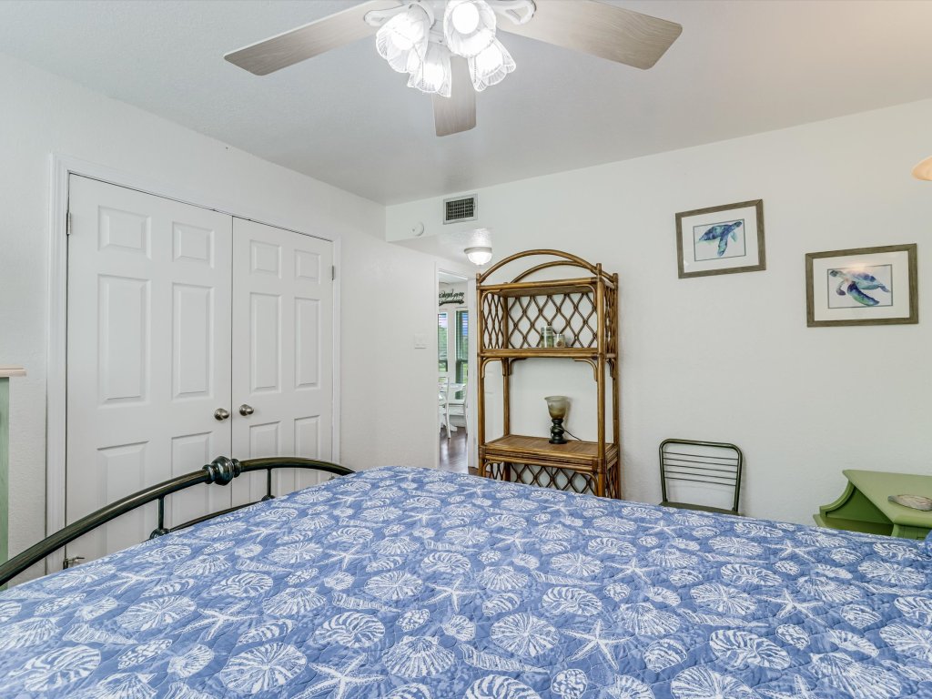 Blue Wave Landing  RRYC59 Vacation Rental in Rockport - RedAwning