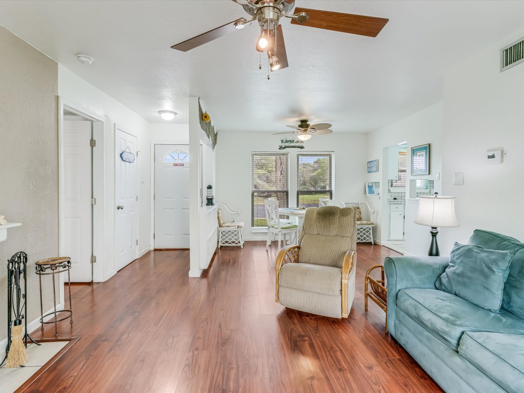 Blue Wave Landing  RRYC59 Vacation Rental in Rockport - RedAwning