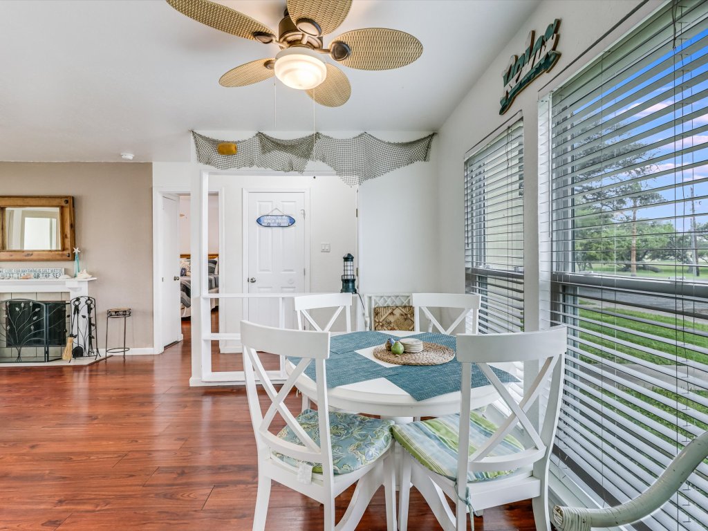 Blue Wave Landing  RRYC59 Vacation Rental in Rockport - RedAwning