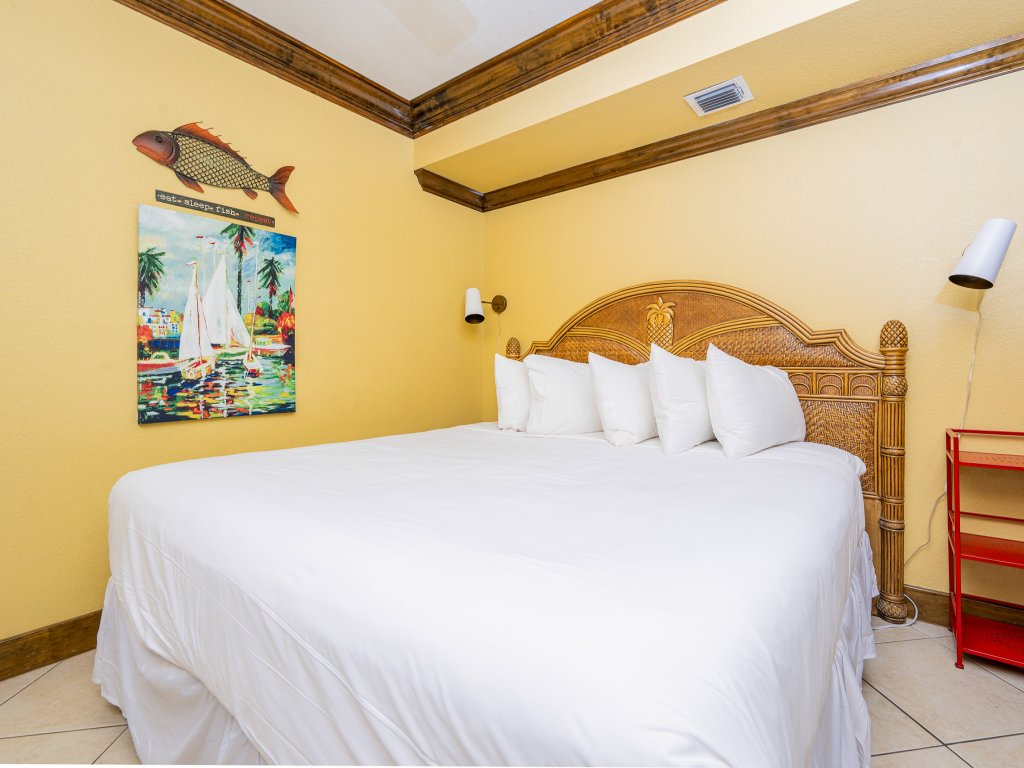 Phoenix on the Bay 1527 Vacation Rental in Orange Beach - RedAwning
