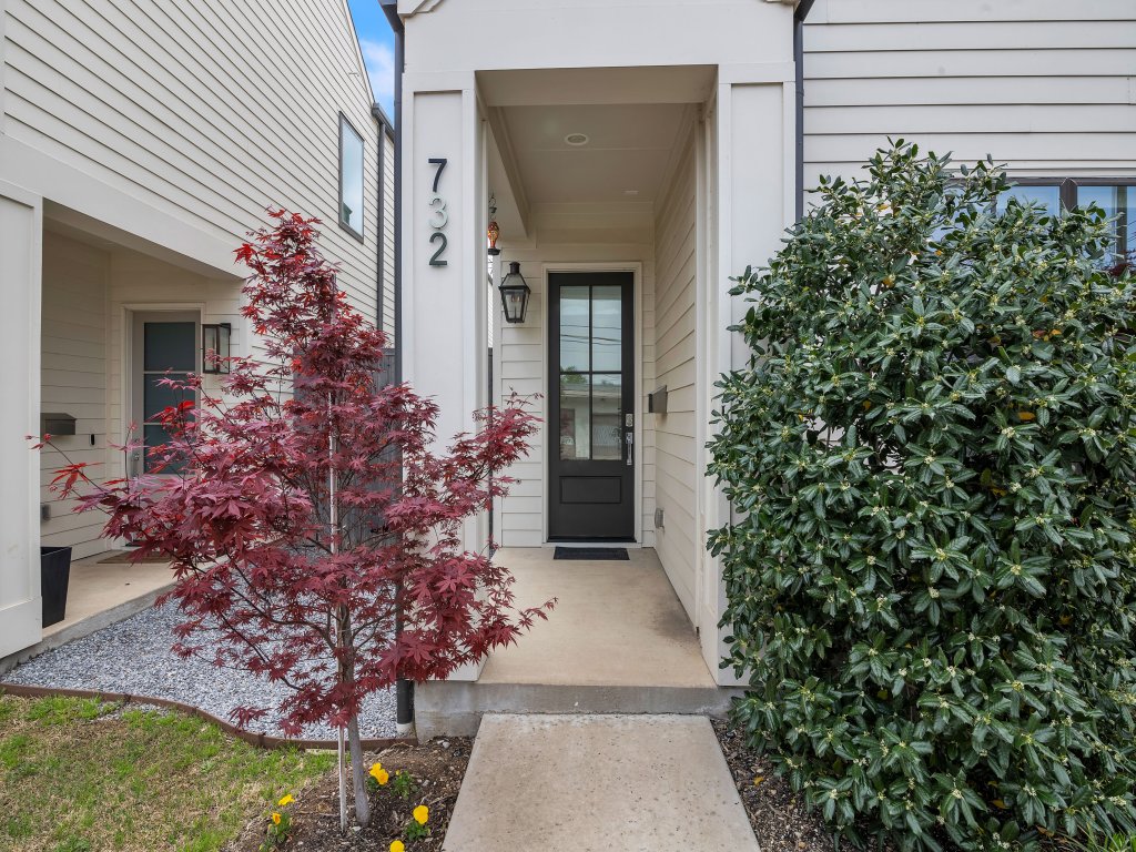 Modern 3BR in Bishop Arts | Walk to Shops & Dining Vacation Rental in Dallas - RedAwning