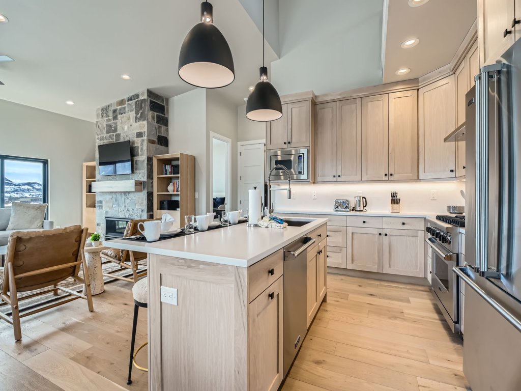 Deer Valley Dream Escape with Hot Tub and Views 893 Vacation Rental in Heber City - RedAwning