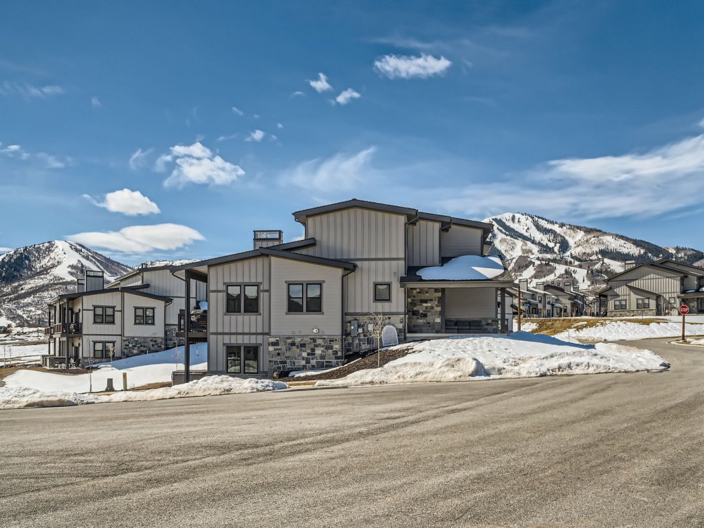 Deer Valley Dream Escape with Hot Tub and Views 893 Vacation Rental in Heber City - RedAwning