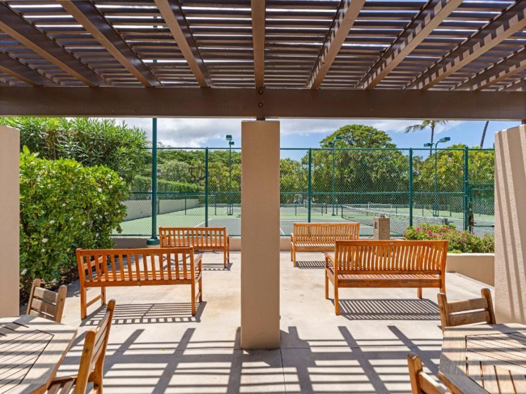 MAKENA SURF, #F-104 Vacation Rental in Hawaii - RedAwning