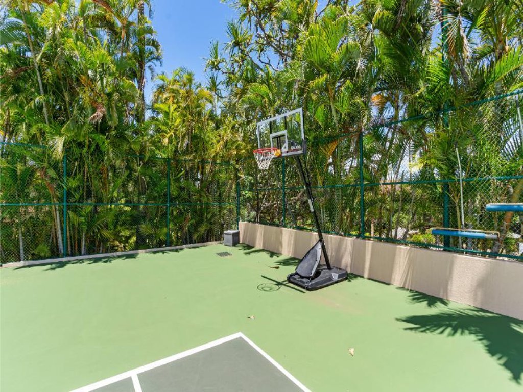 MAKENA SURF, #F-104 Vacation Rental in Hawaii - RedAwning