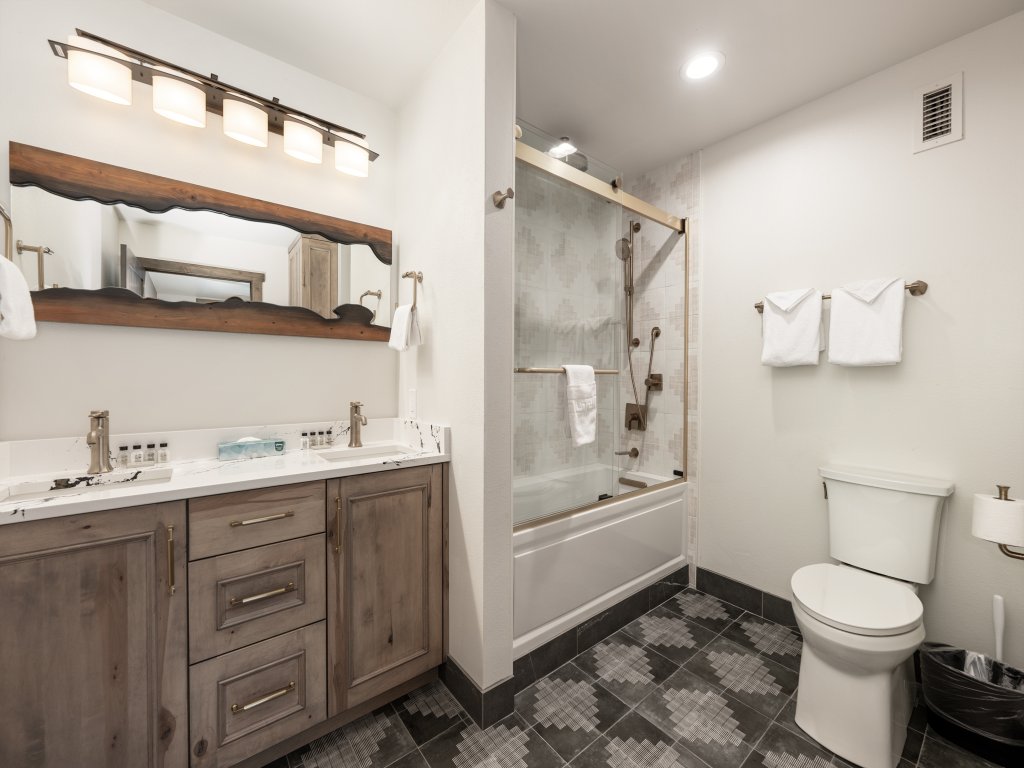 Premium Unit 2509 - Two Bedroom - Zephyr Mountain Lodge Vacation Rental in Winter Park - RedAwning