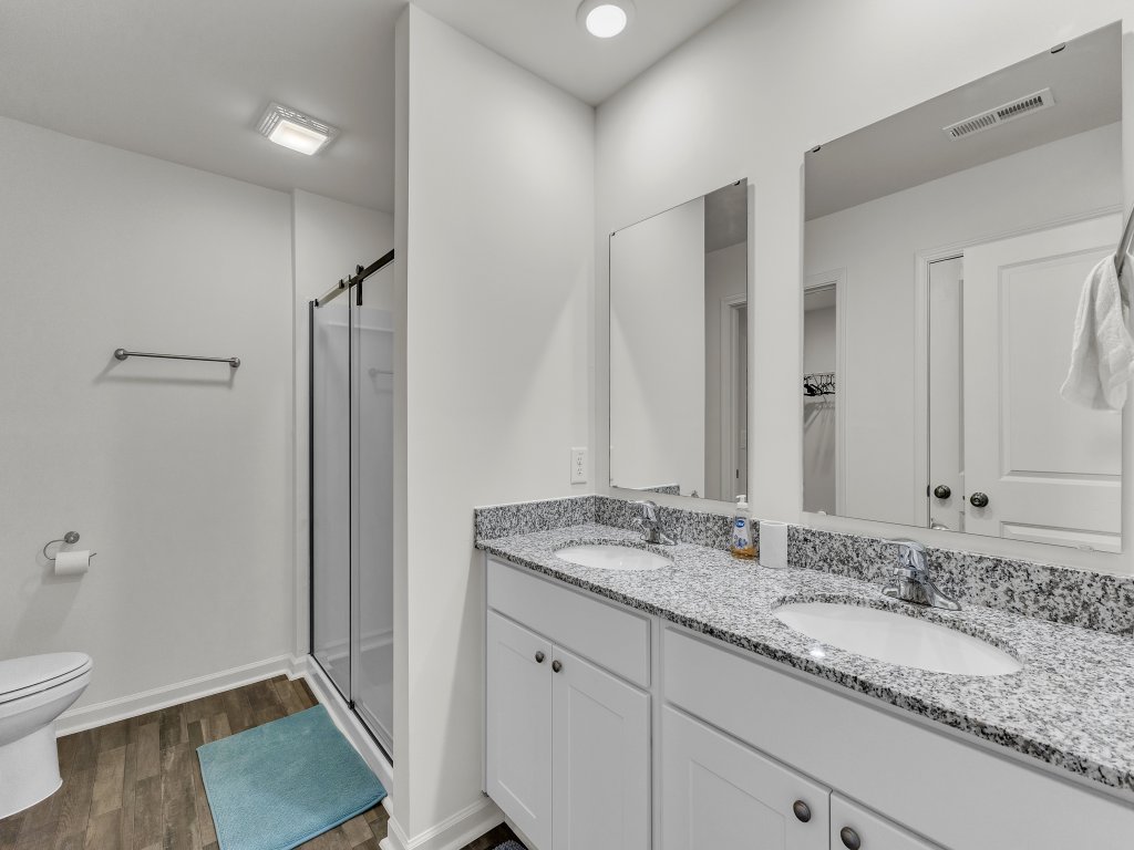 Prime Location Perfect for families Vacation Rental in North Carolina - RedAwning