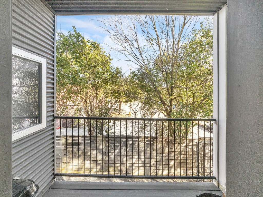 Stylish 3BR Modern Home in the Heart of Museum District Vacation Rental in Houston - RedAwning