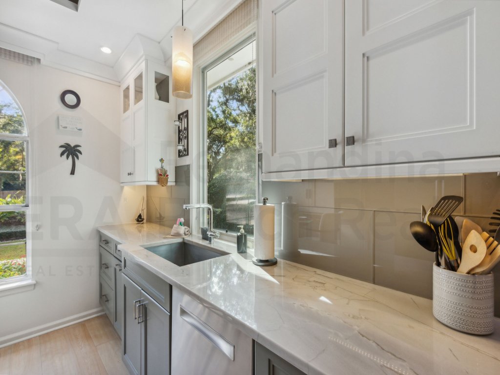 4937 Windward Place Vacation Rental in Fernandina Beach - RedAwning