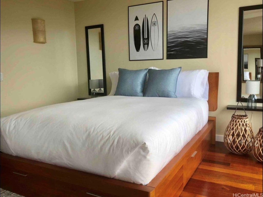 Makaha Valley Oasis 1-Bedroom Vacation Rental in Waianae - RedAwning
