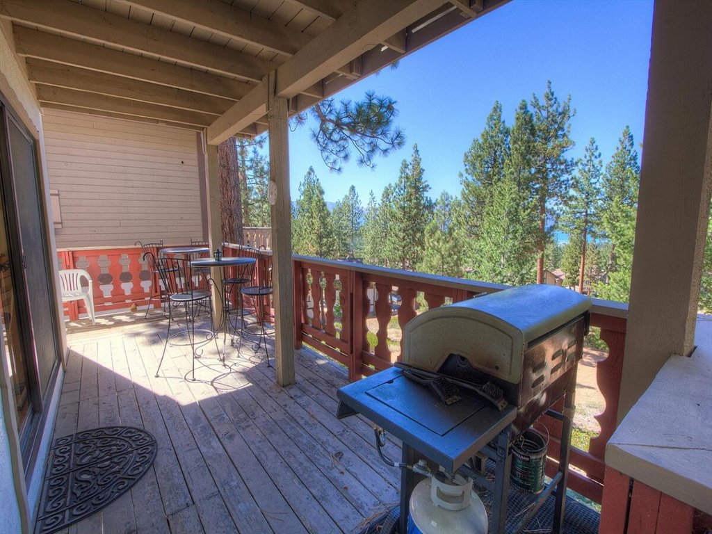 HCH1217 - Pinehill Ponderosa Vacation Rental in California - RedAwning