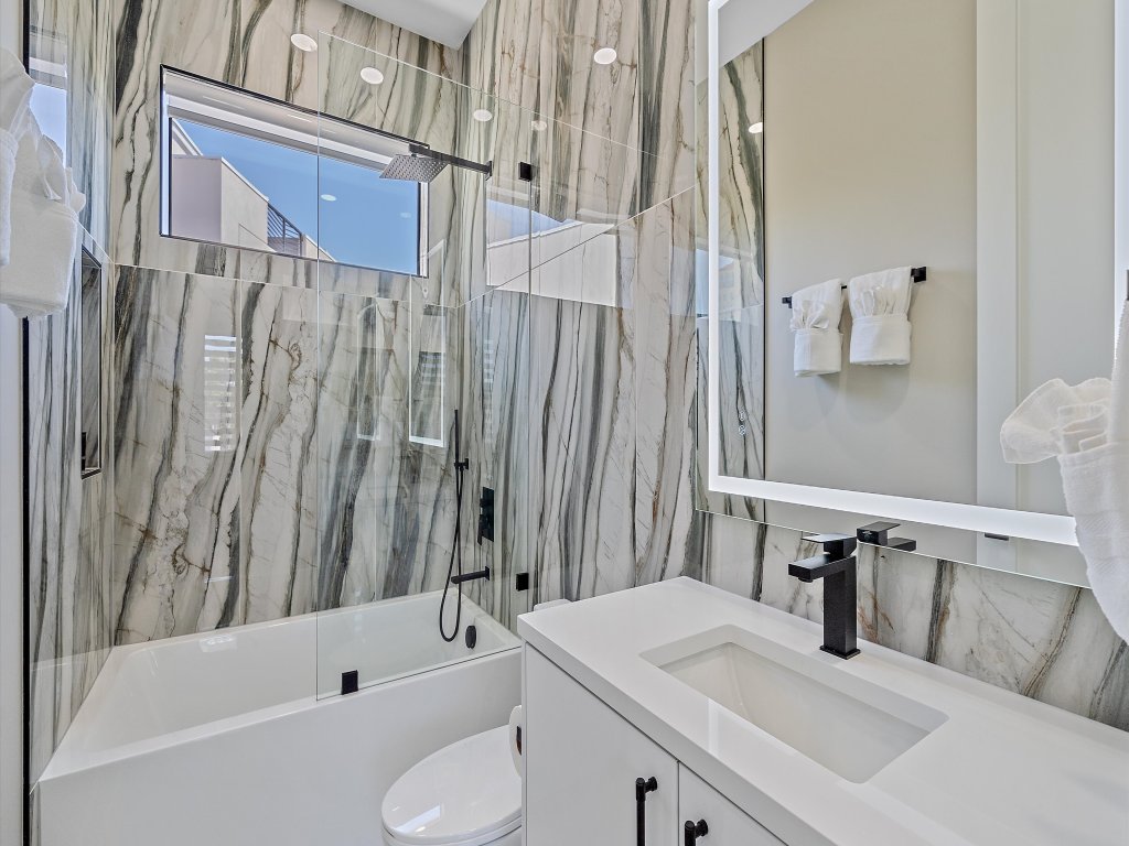 Uptown Oasis Vacation Rental in Sarasota - RedAwning