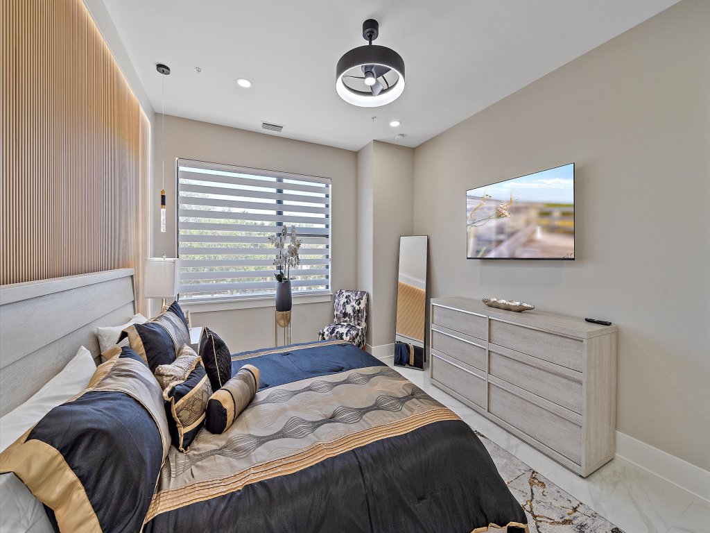 Uptown Oasis Vacation Rental in Sarasota - RedAwning