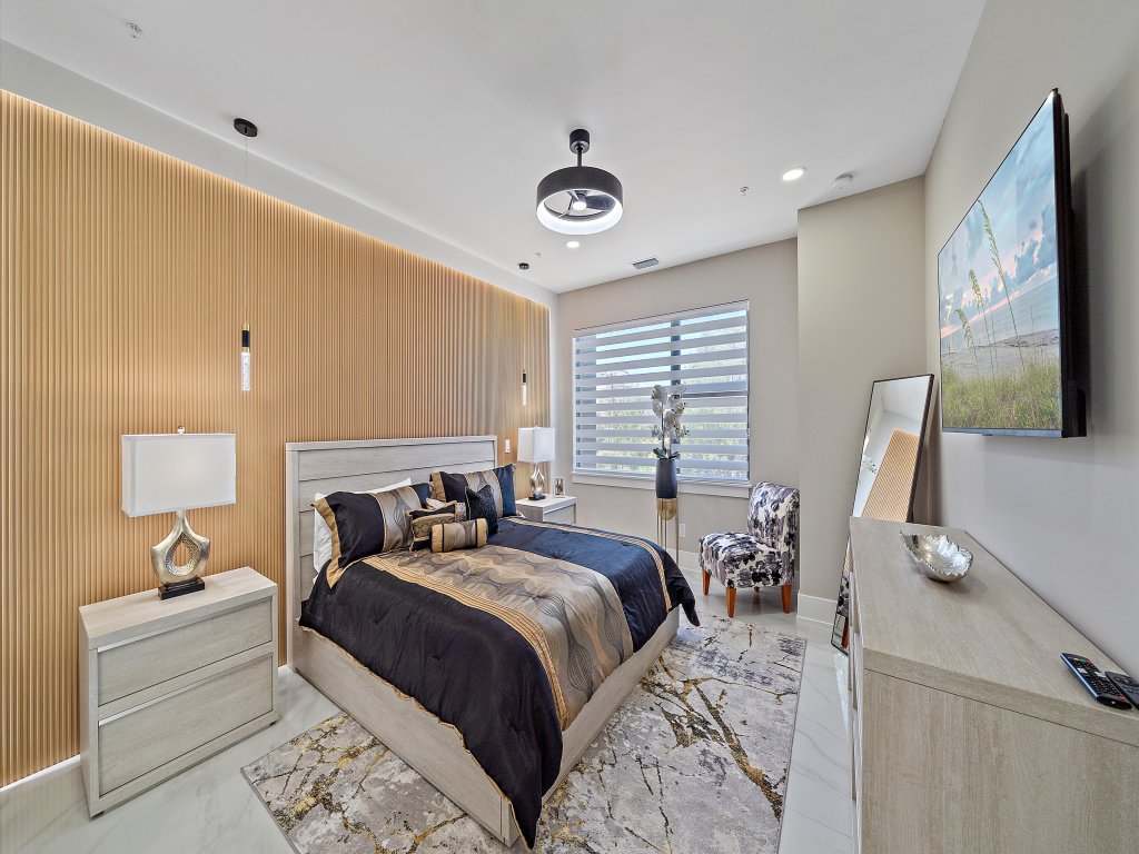 Uptown Oasis Vacation Rental in Sarasota - RedAwning