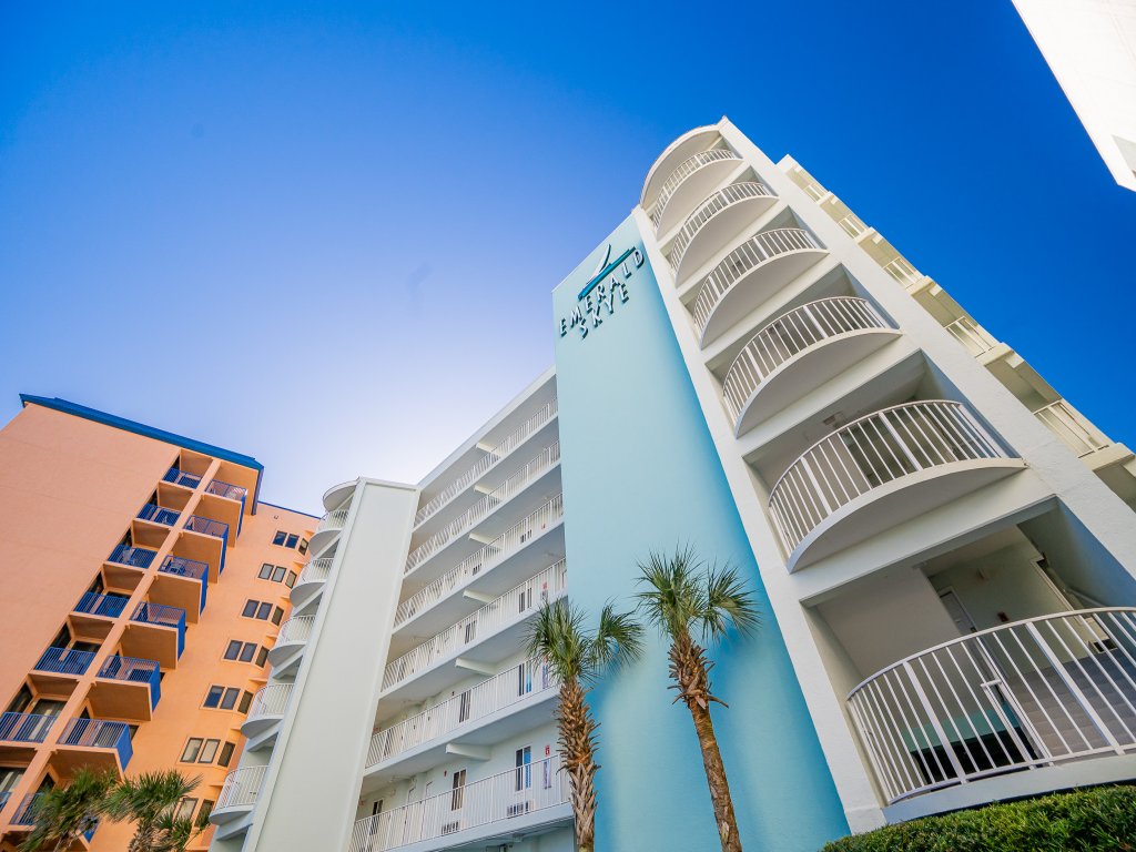 Emerald Skye 63 Vacation Rental in Orange Beach - RedAwning