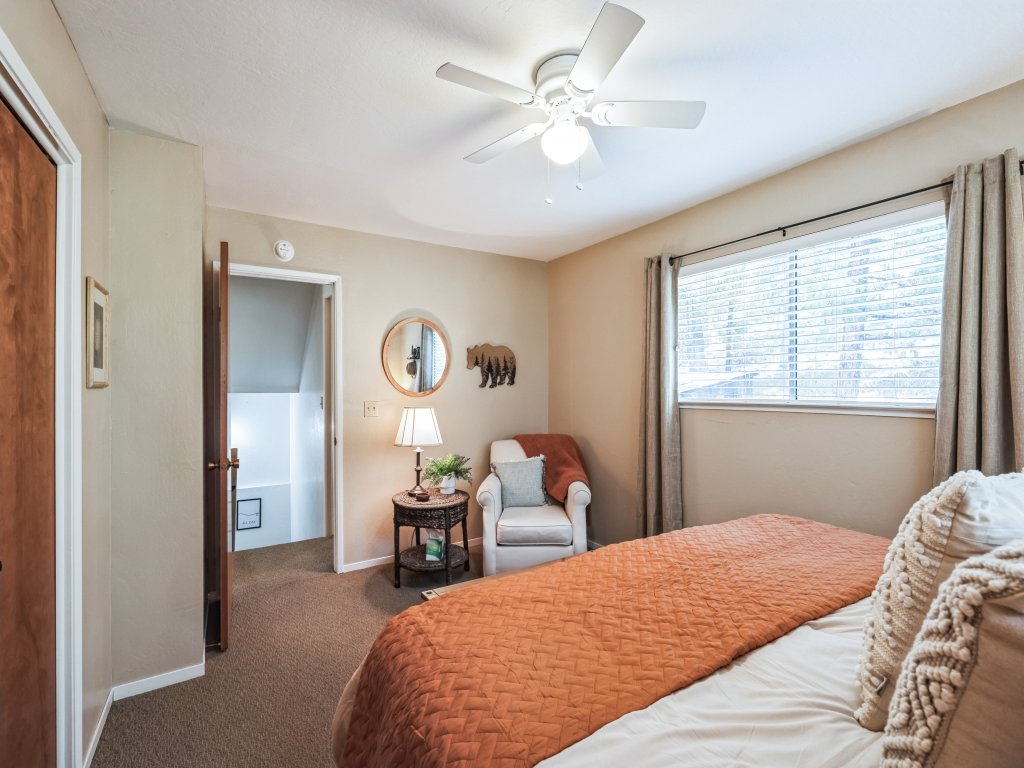 Whispering Pines Retreat Vacation Rental in California - RedAwning