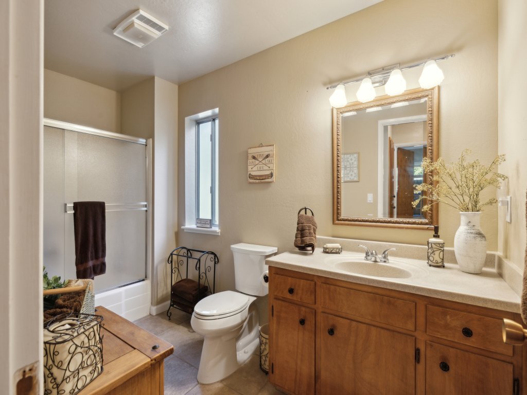 Whispering Pines Retreat Vacation Rental in California - RedAwning