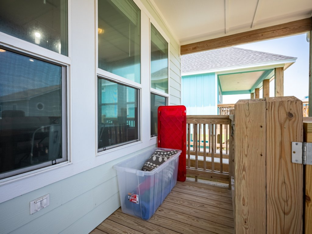 Breeze Easy Vacation Rental in Texas - RedAwning