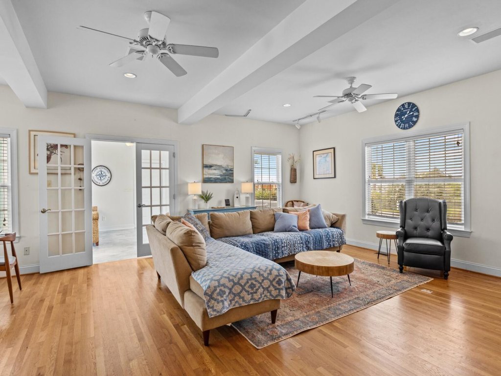 Harkers Haven Vacation Rental in North Carolina - RedAwning