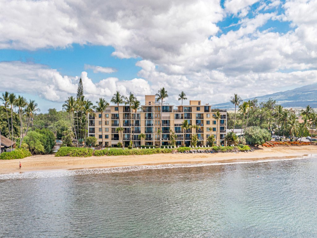 KIHEI BEACH, #109** Vacation Rental in Hawaii - RedAwning
