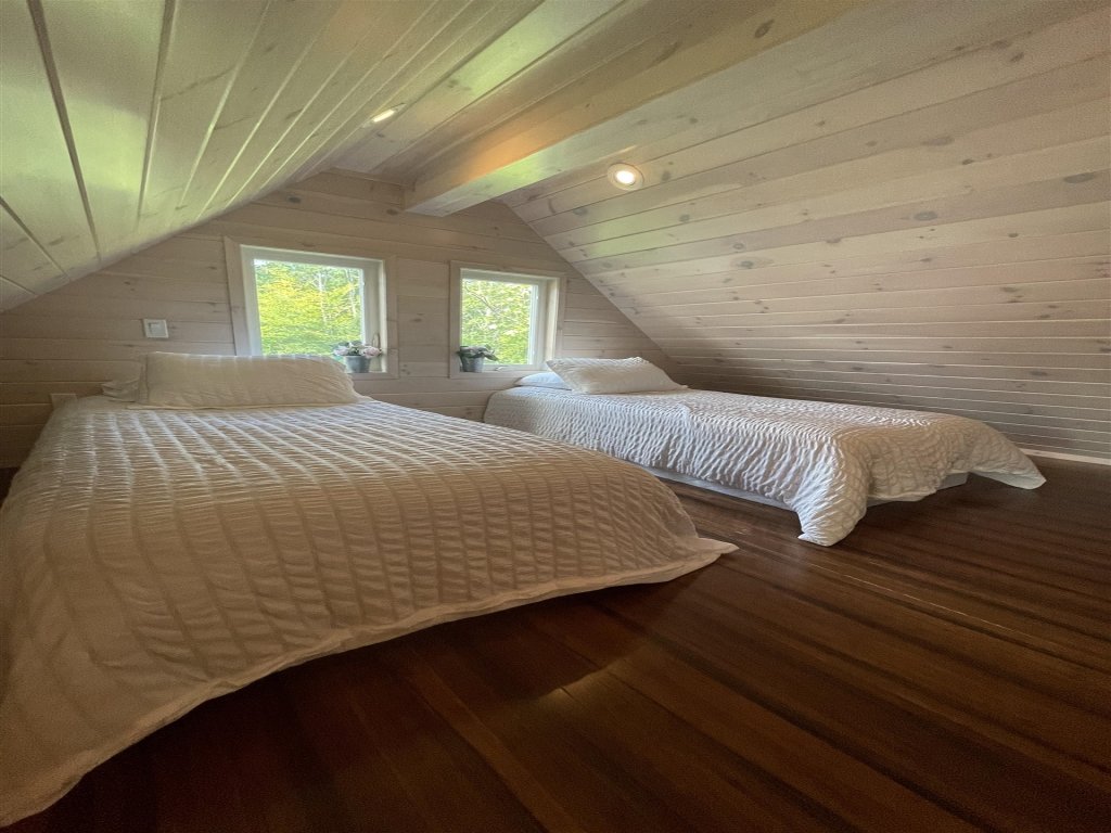COUPLES COTTAGE  LIMIT 4 Vacation Rental in Maine - RedAwning
