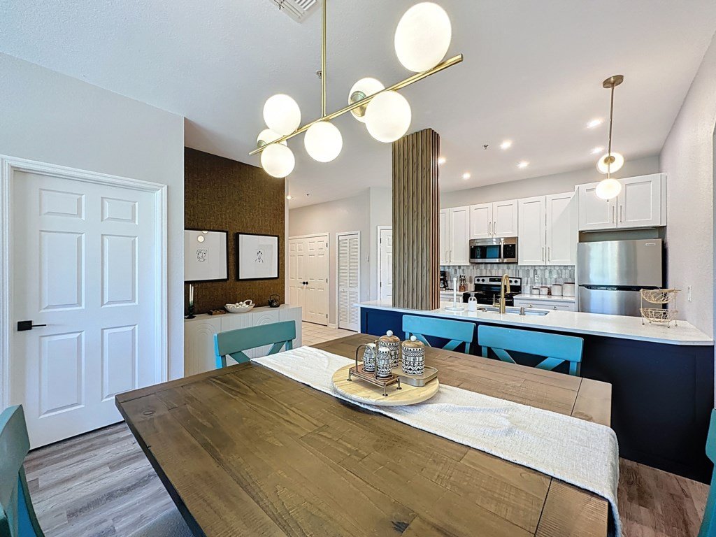 Beautiful Three bed condo, Minutes from Disney Vacation Rental in Kissimmee - RedAwning
