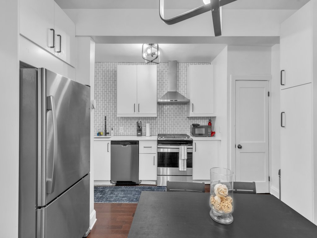 Cozy Getaway Quiet Neighborhood Near DT Vacation Rental in Maryland - RedAwning