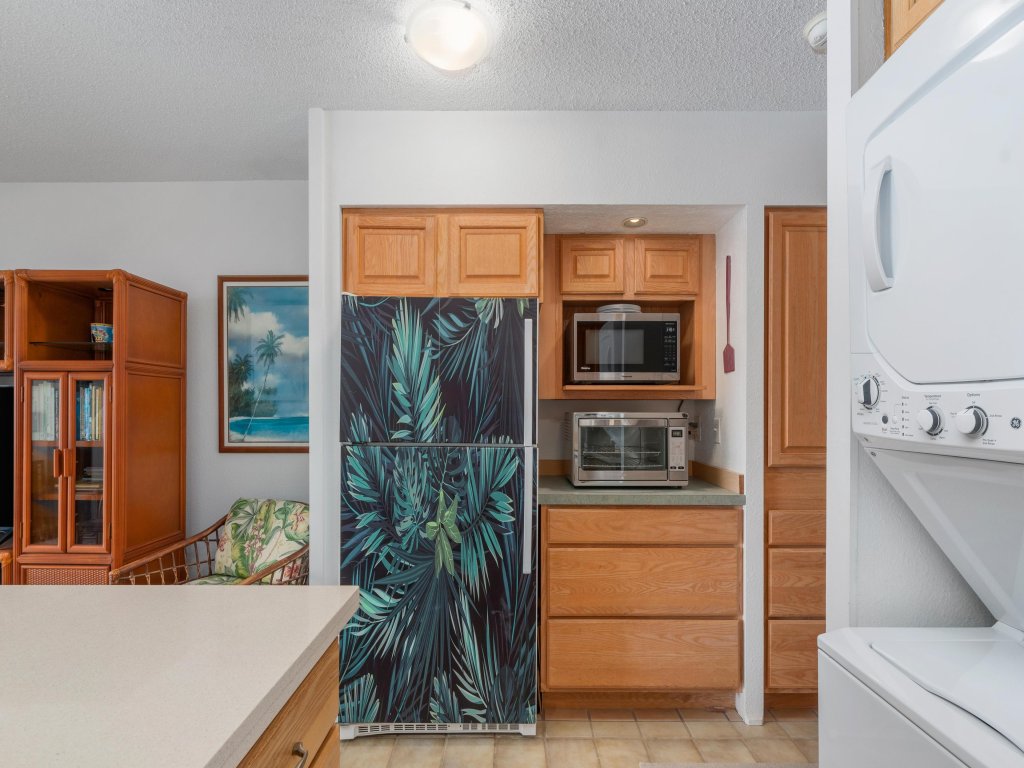 Big Island Kona Isle E32 Vacation Rental in Kailua-Kona - RedAwning