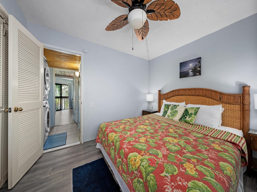 Big Island Royal Kahili A404 Vacation Rental in Kailua-Kona - RedAwning