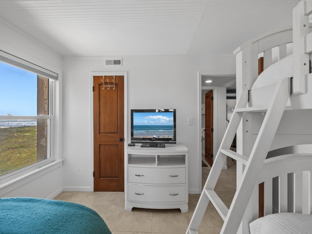 Beach House I #304 Vacation Rental in South Padre Island - RedAwning