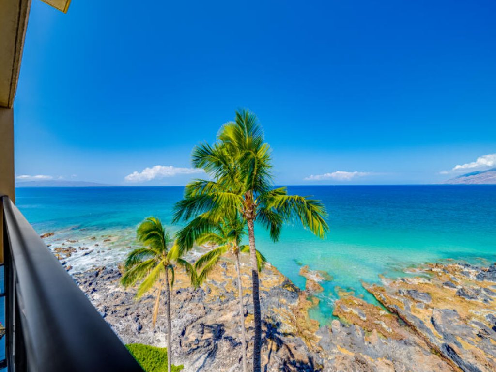 KIHEI SURFSIDE, #501 Vacation Rental in Hawaii - RedAwning